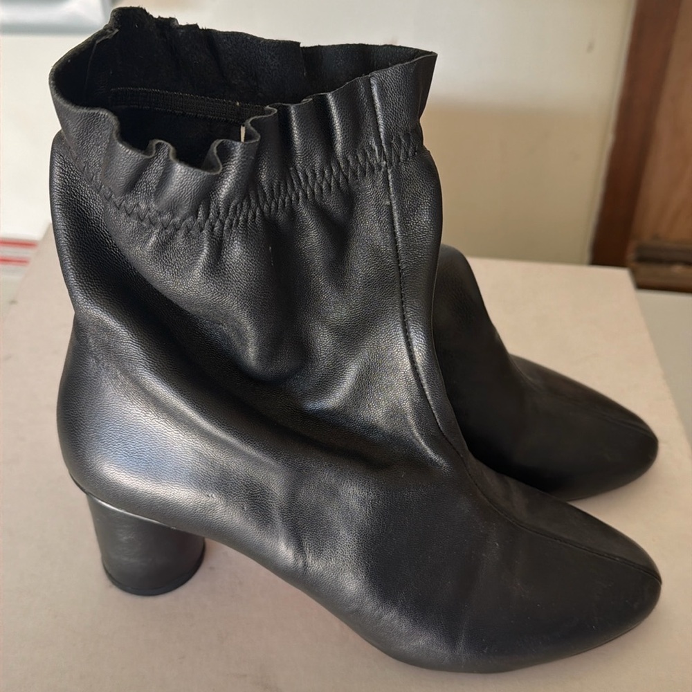 Nanette Lepore Glory Black Leather Ankle Boots Round Block Heel Ruffle Top